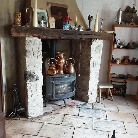 La Graule Self Contained