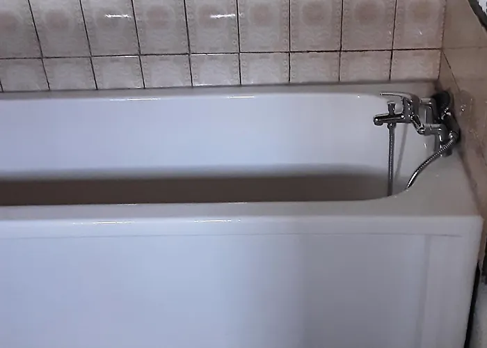 La Graule Self Contained *